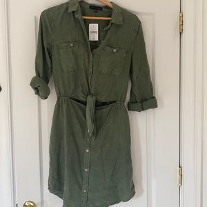 NWT Sanctuary Green button up dress w/ cut out detail